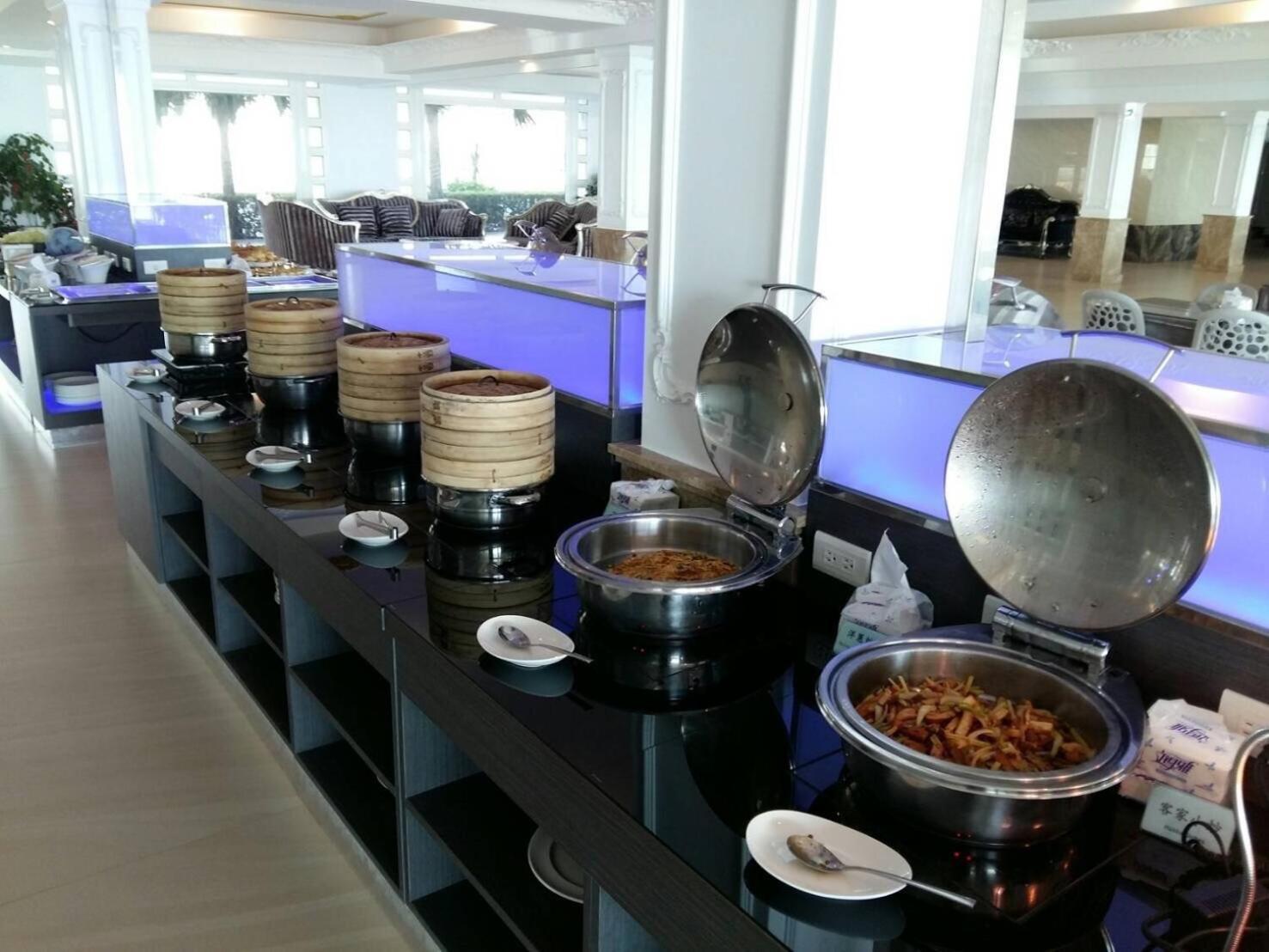 White House Hot Spring Beach Resort Wanli Bagian luar foto