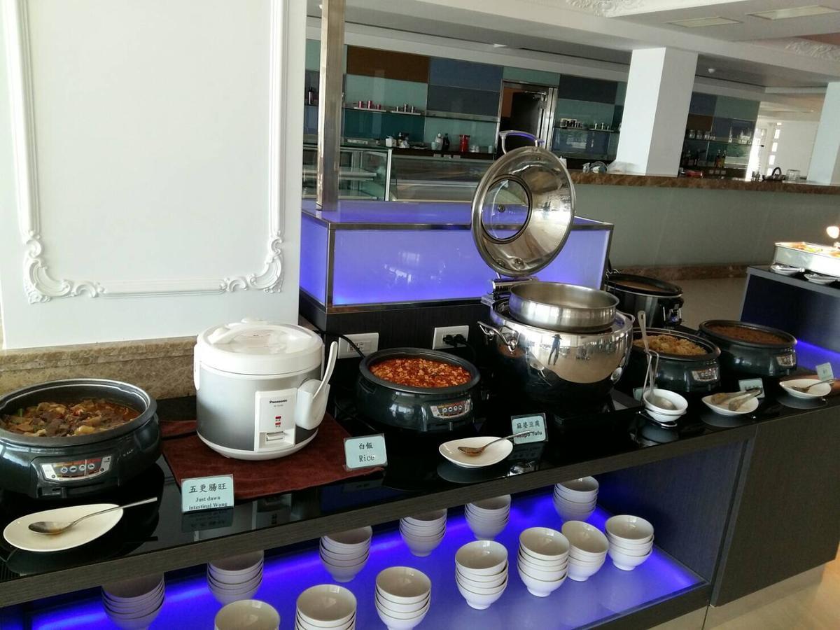 White House Hot Spring Beach Resort Wanli Bagian luar foto