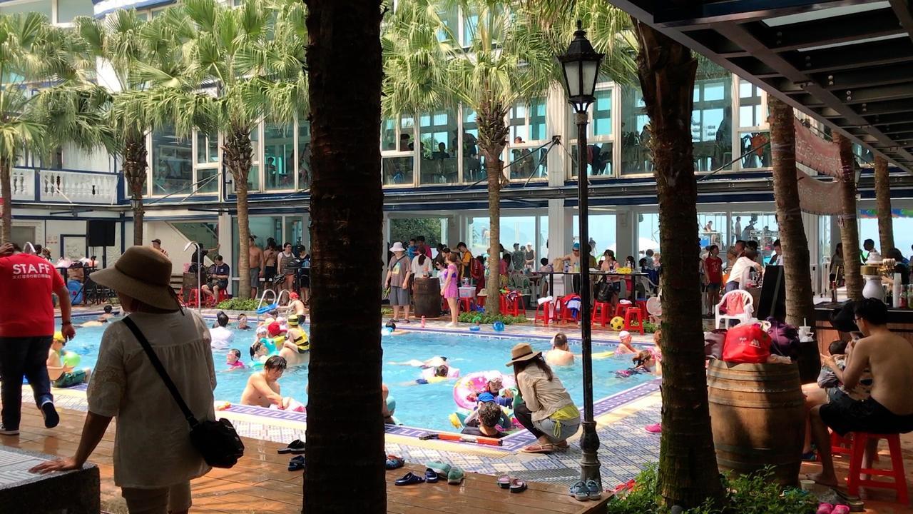 White House Hot Spring Beach Resort Wanli Bagian luar foto