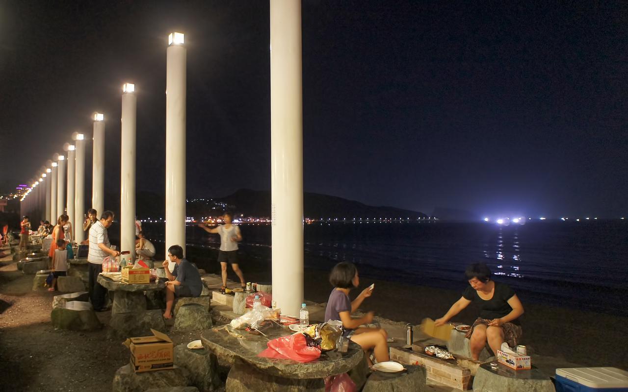 White House Hot Spring Beach Resort Wanli Bagian luar foto